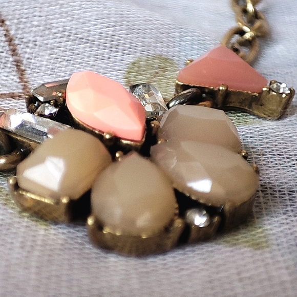 J Crew Signed Oxidized Brass Clear Baguette Peach Nude Jewels Statement Necklace - Picture 7 of 8
